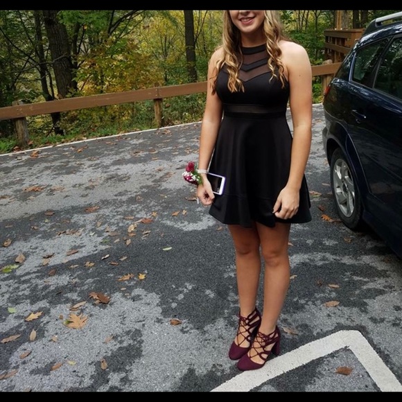 Homecoming dress - Picture 1 of 2